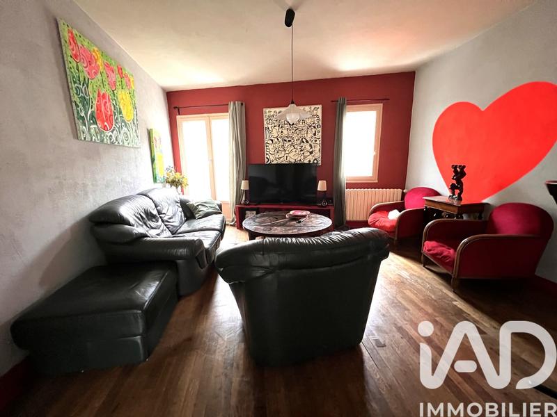 Maison - 214 m² - 8 pièces