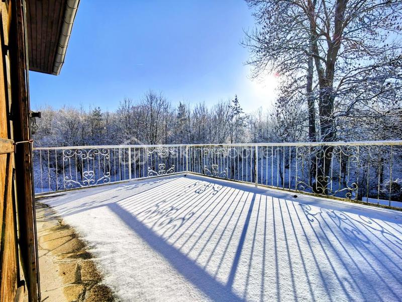 Maison - 150 m² - 8 pièces