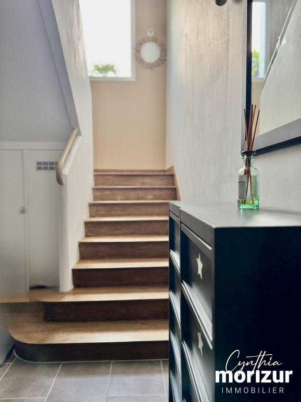 Maison - 194 m² - 8 pièces