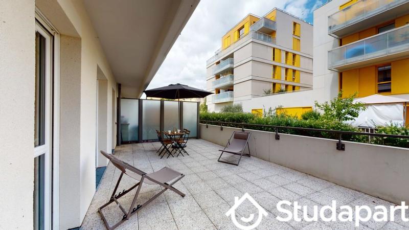 Chambre - 9 m² - 1 pièce