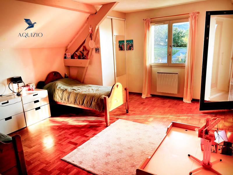 Villa - 261 m² - 8 pièces