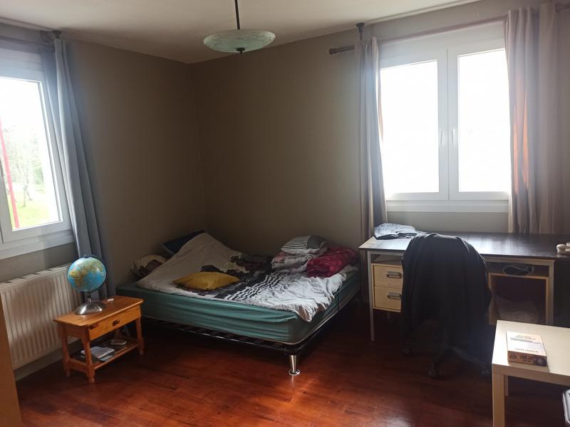 Appartement - 90 m² - 5 pièces