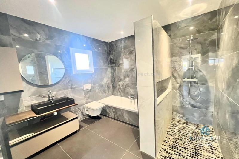 Villa - 112 m² - 5 pièces