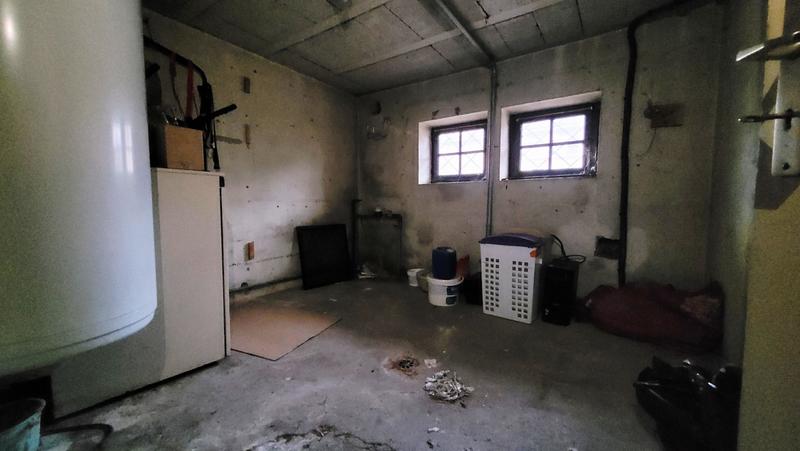 Maison - 186 m² - 8 pièces