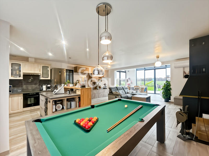 Maison - 102 m² - 5 pièces