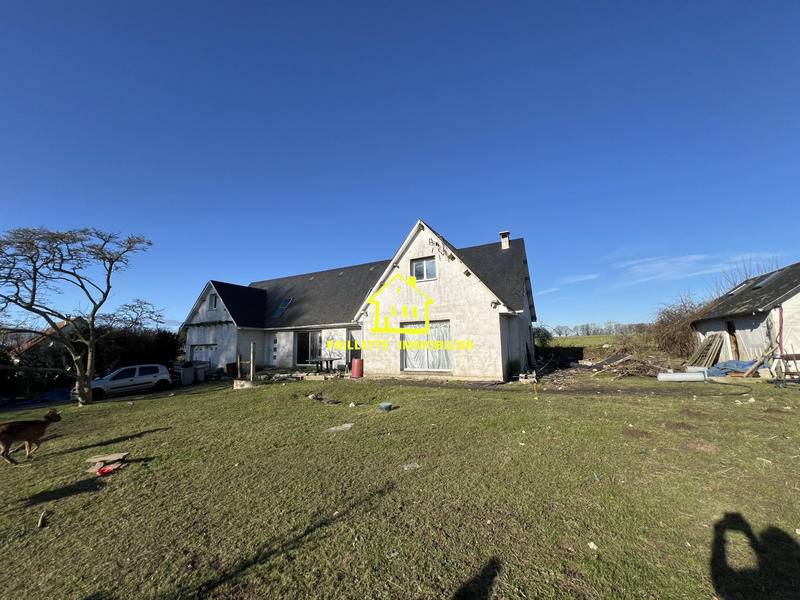 Maison traditionnelle - 160 m² - 8 pièces