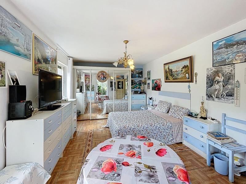 Villa - 196 m² - 6 pièces