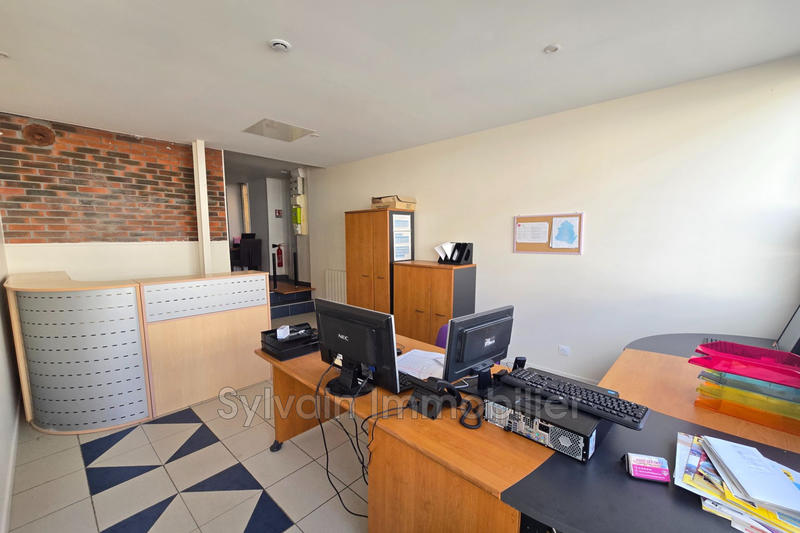 Local commercial - 45 m² - 2 pièces