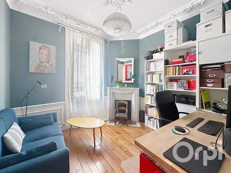 Maison - 105 m² - 6 pièces