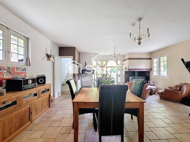 Maison - 160 m² - 6 pièces