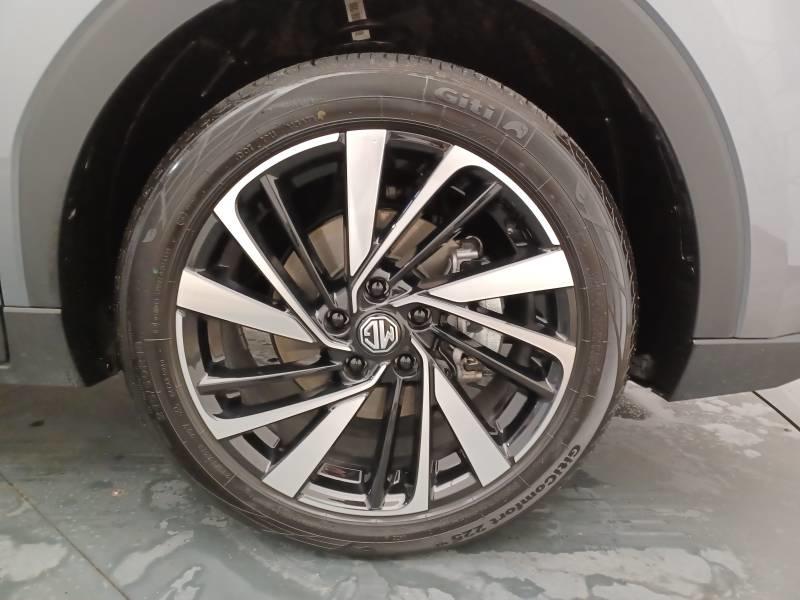 Mg Zs 1.5 l Hybrid+ 197 ch Luxury