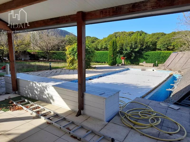 Villa - 129 m² - 6 pièces