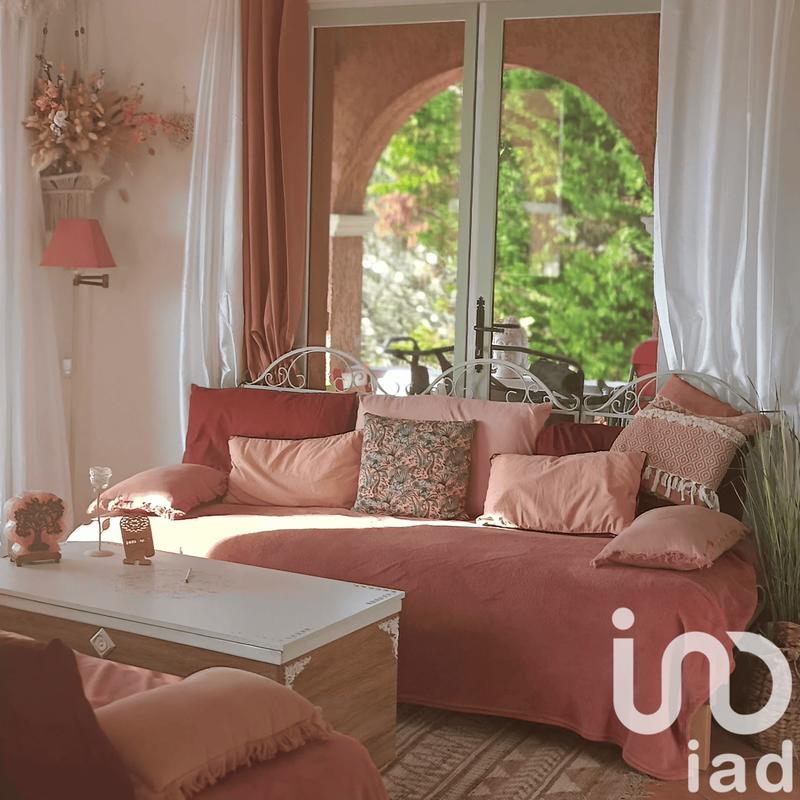 Maison - 260 m² - 7 pièces