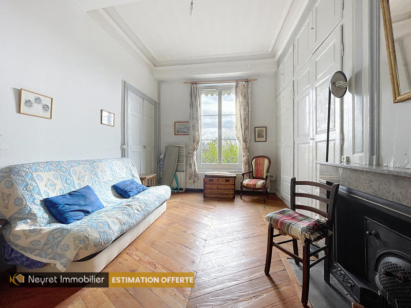 Appartement - 150 m² - 6 pièces