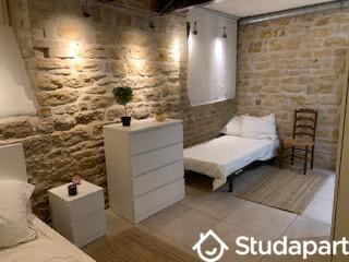 Chambre - 15 m² - 1 pièce