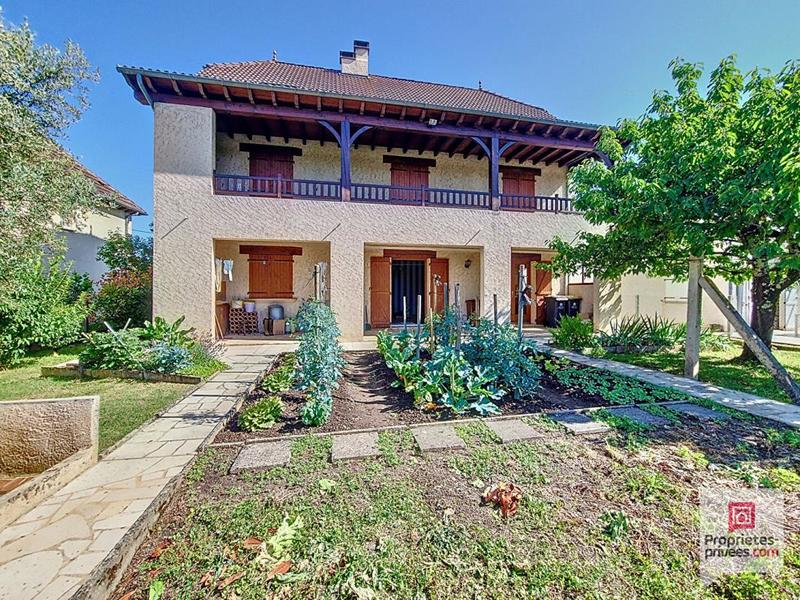 Maison - 160 m² - 7 pièces