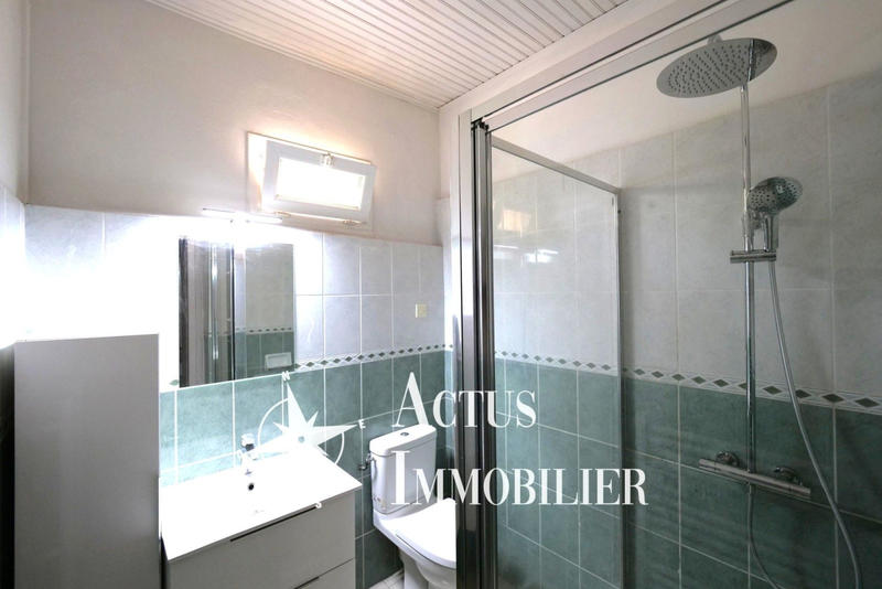 Maison - 136 m² - 6 pièces