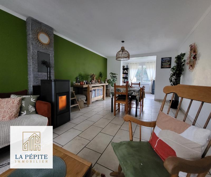 Maison - 89 m² - 5 pièces