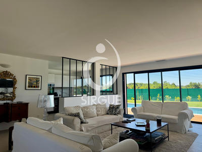 Villa - 167 m² - 5 pièces