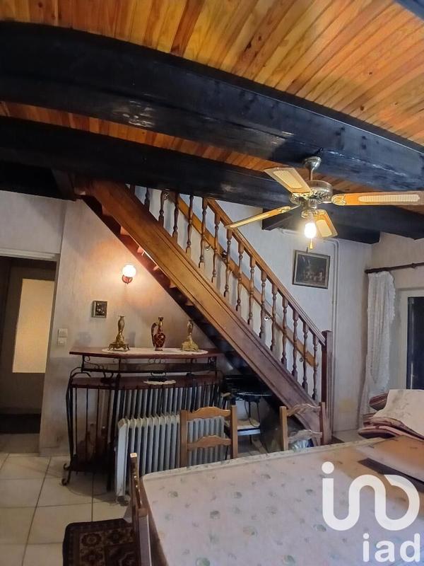 Maison - 220 m² - 8 pièces