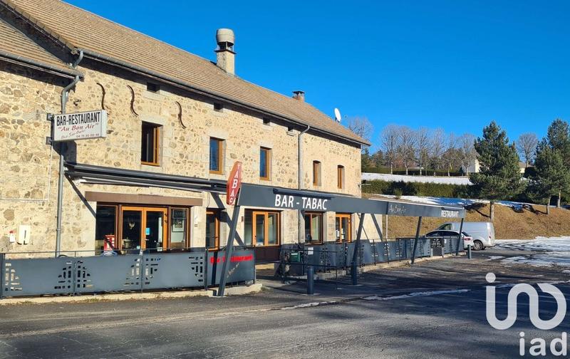 Maison - 451 m² - 10 pièces