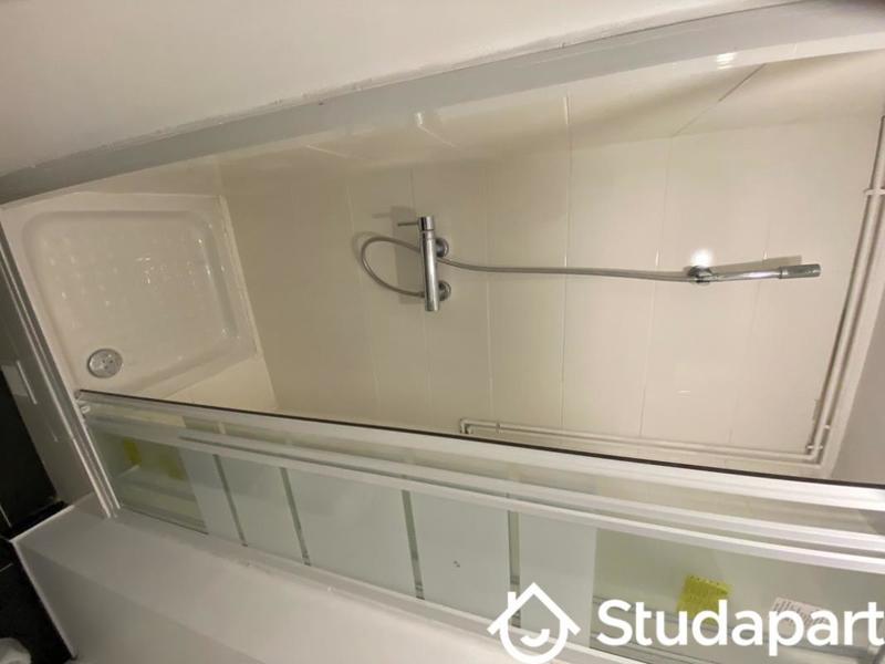 Chambre - 13 m² - 1 pièce