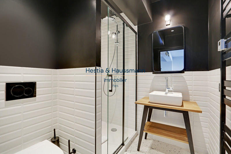 Bureau - 45 m² - 2 pièces