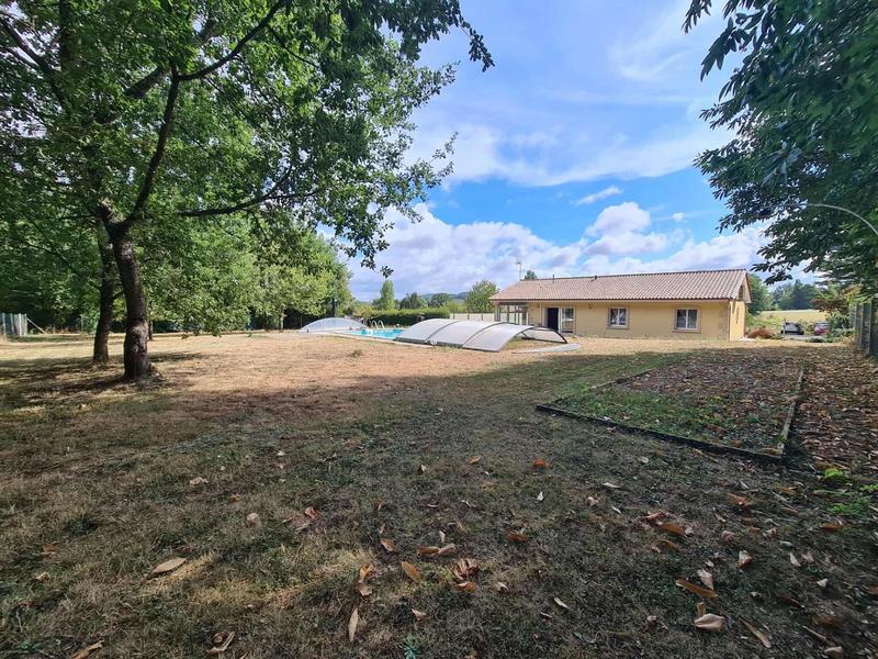 Maison - 147 m² - 5 pièces