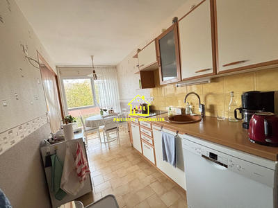 Appartement - 81 m² - 4 pièces