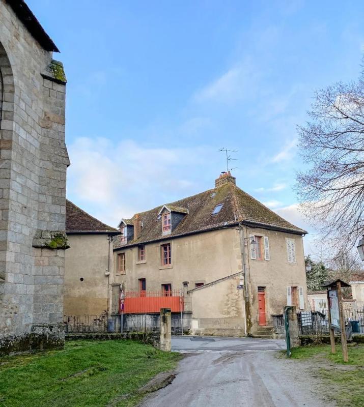 Maison de maîtres - 350 m² - 8 pièces