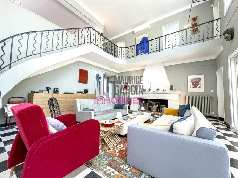 Maison - 196 m² - 6 pièces