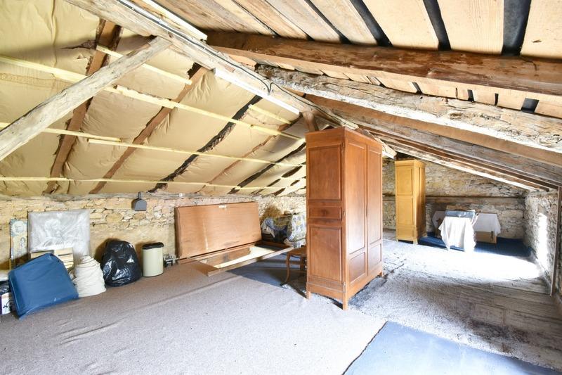 Maison en pierre - 80 m² - 3 pièces