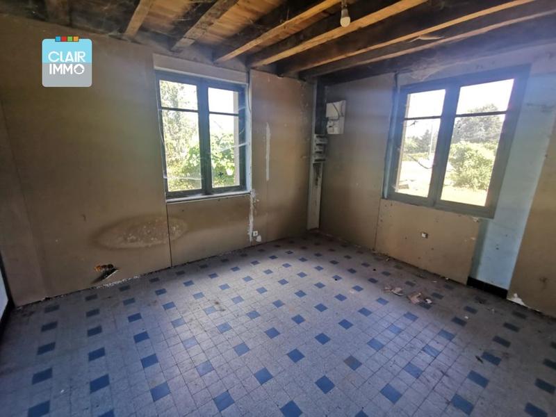 Maison - 200 m² - 2 pièces