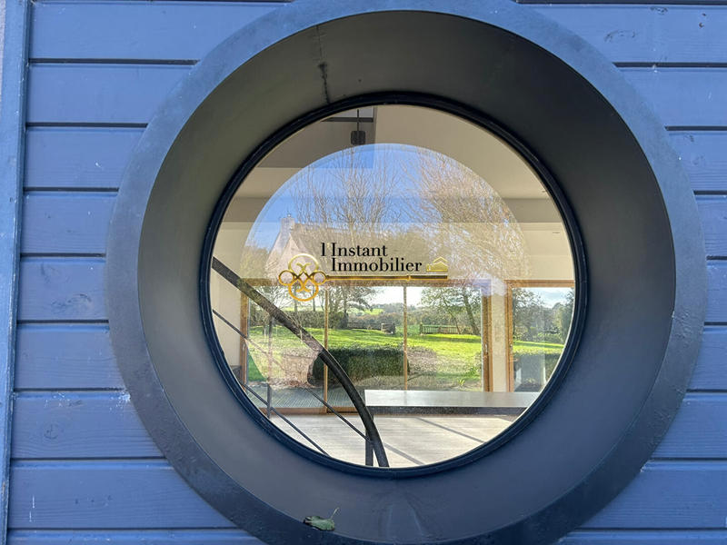 Maison - 137 m² - 6 pièces