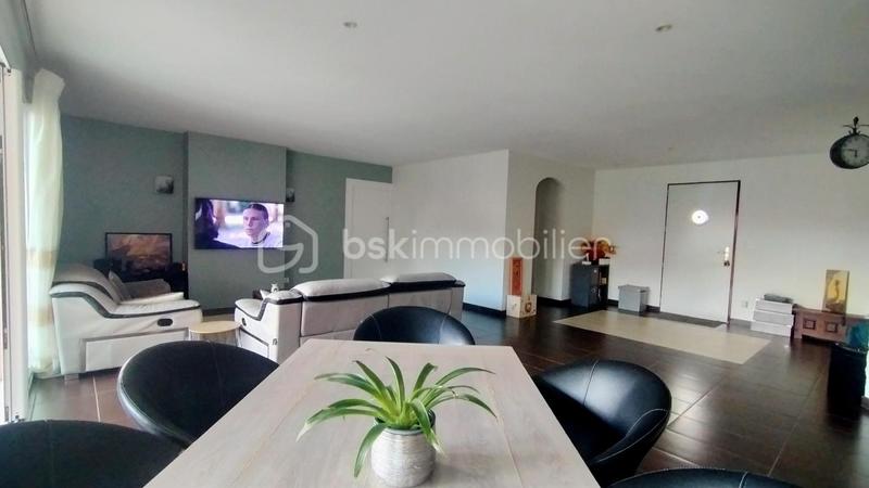 Maison - 148 m² - 7 pièces