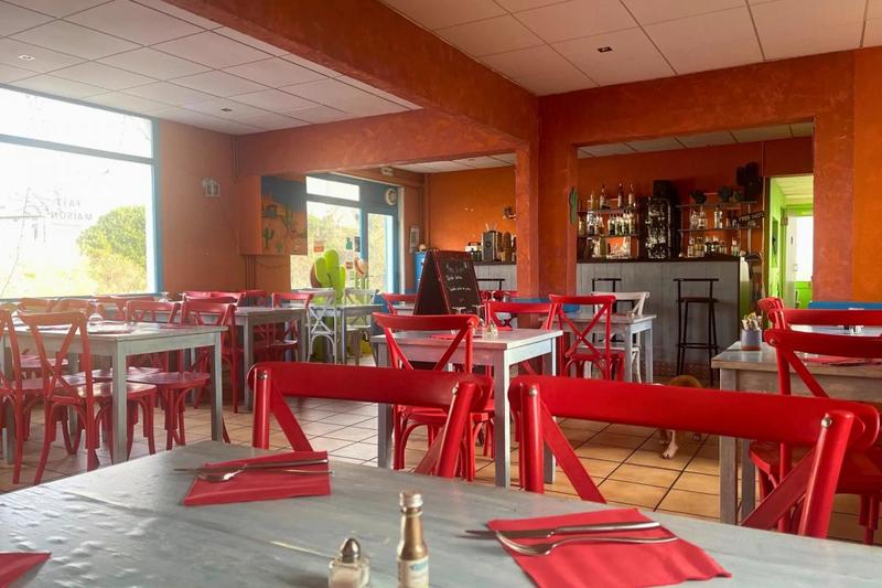 Appartement - 100 m² - 2 pièces