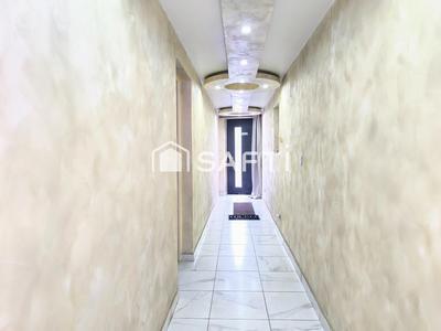 Maison - 178 m² - 9 pièces