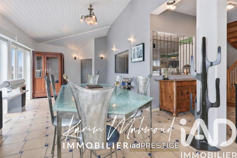 Maison - 260 m² - 7 pièces