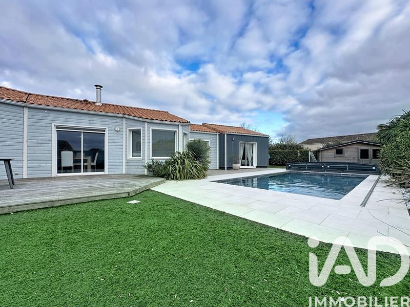 Maison - 140 m² - 6 pièces