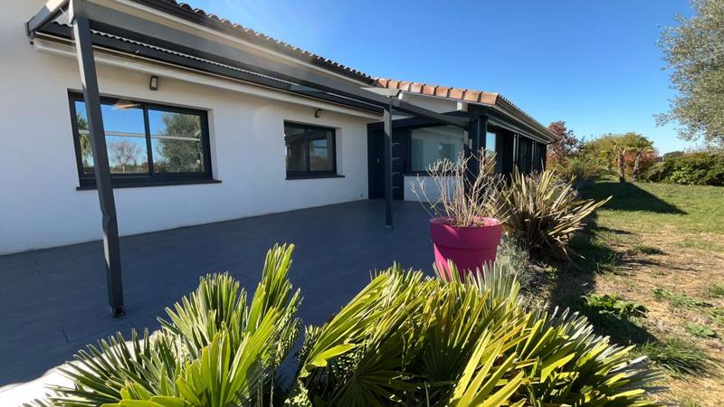 Maison - 180 m² - 4 pièces