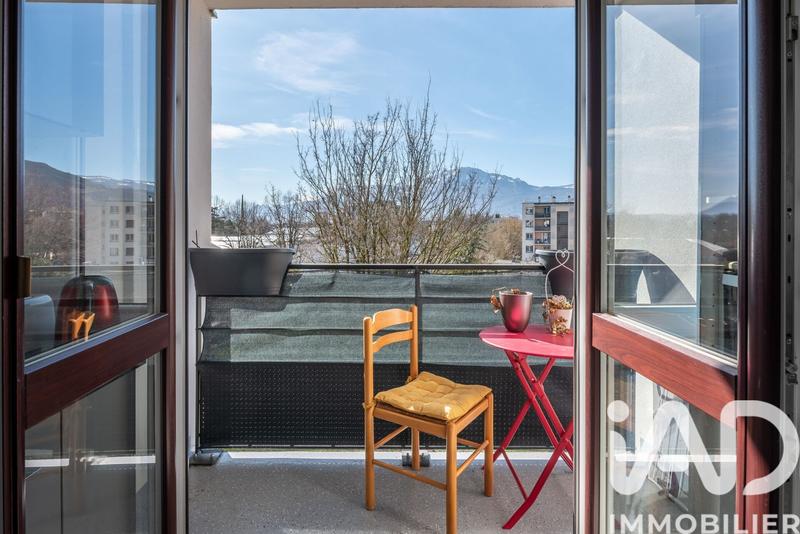 Appartement - 94 m² - 5 pièces