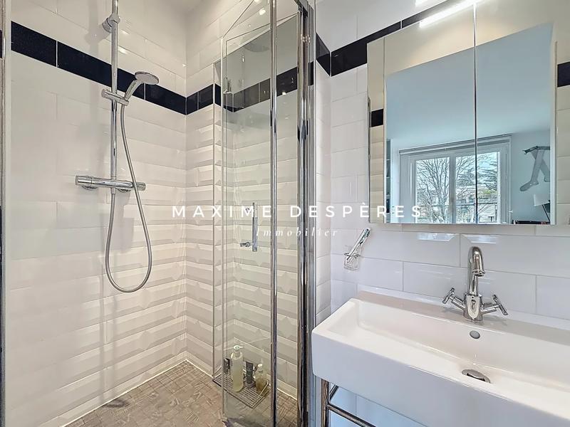 Appartement - 130 m² - 6 pièces