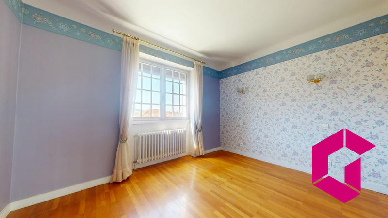 Maison traditionnelle - 135 m² - 6 pièces