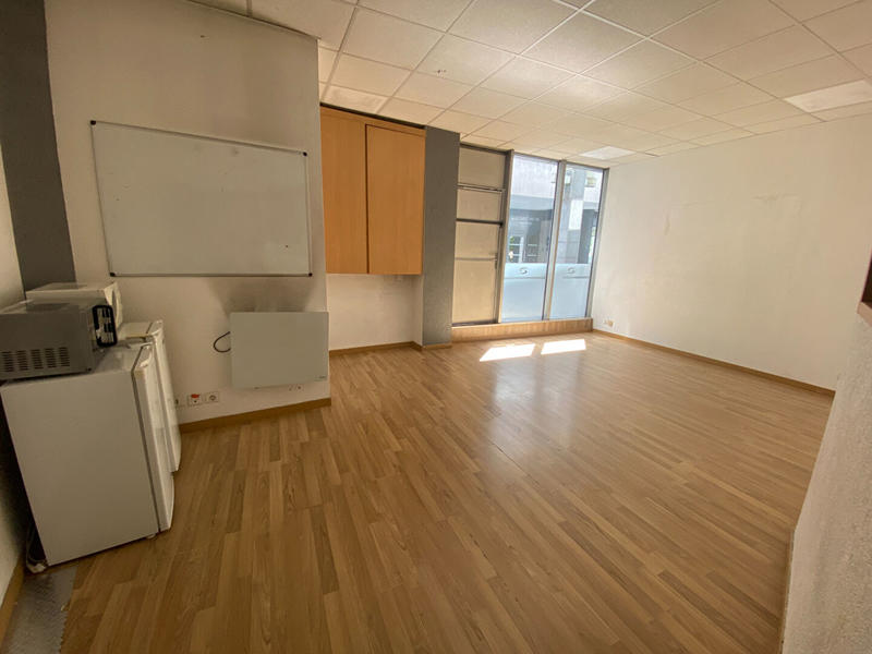 Local commercial - 184 m² - 5 pièces