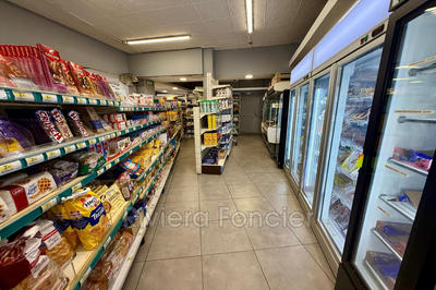 Fonds de commerce - Magasins - 130 m²