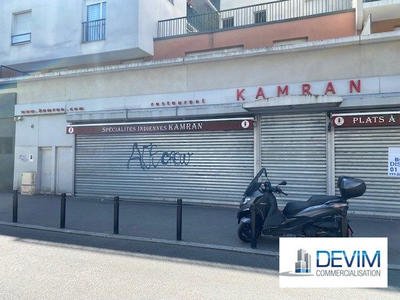 Local commercial - 236 m²