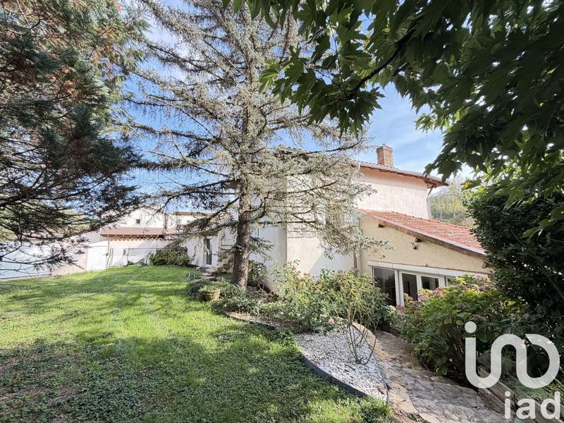 Maison - 272 m² - 5 pièces