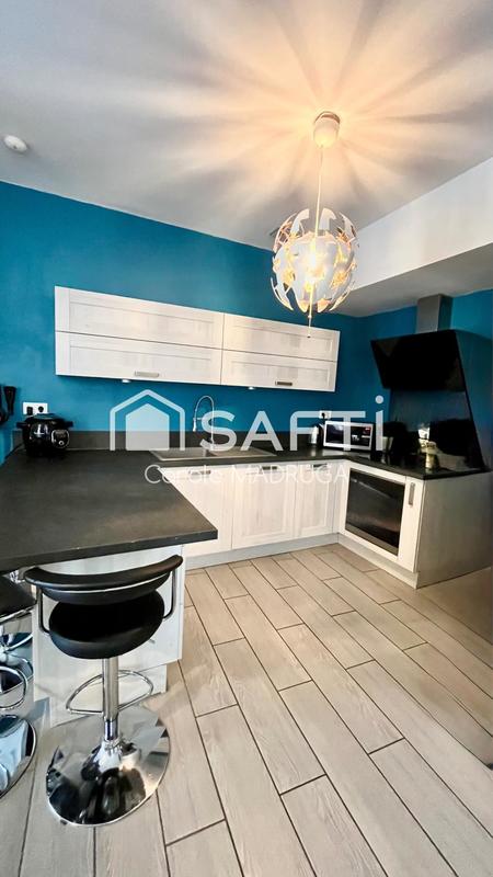 Maison - 153 m² - 6 pièces