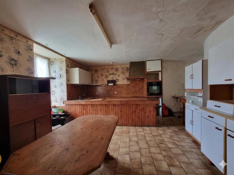 Maison - 104 m² - 5 pièces