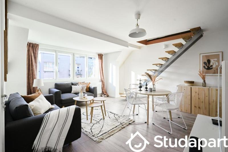 Chambre - 10 m² - 1 pièce